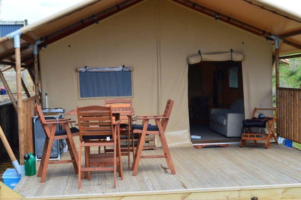 Country Retreat Glamping Hotel New Plymouth Bagian luar foto