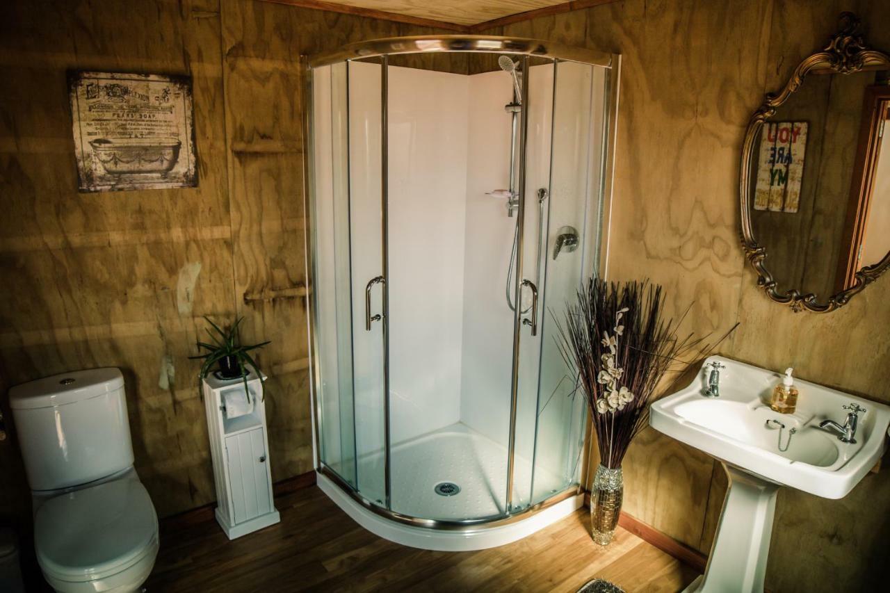 Country Retreat Glamping Hotel New Plymouth Bagian luar foto