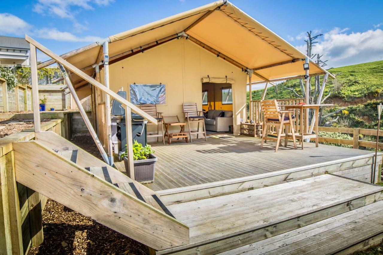Country Retreat Glamping Hotel New Plymouth Bagian luar foto