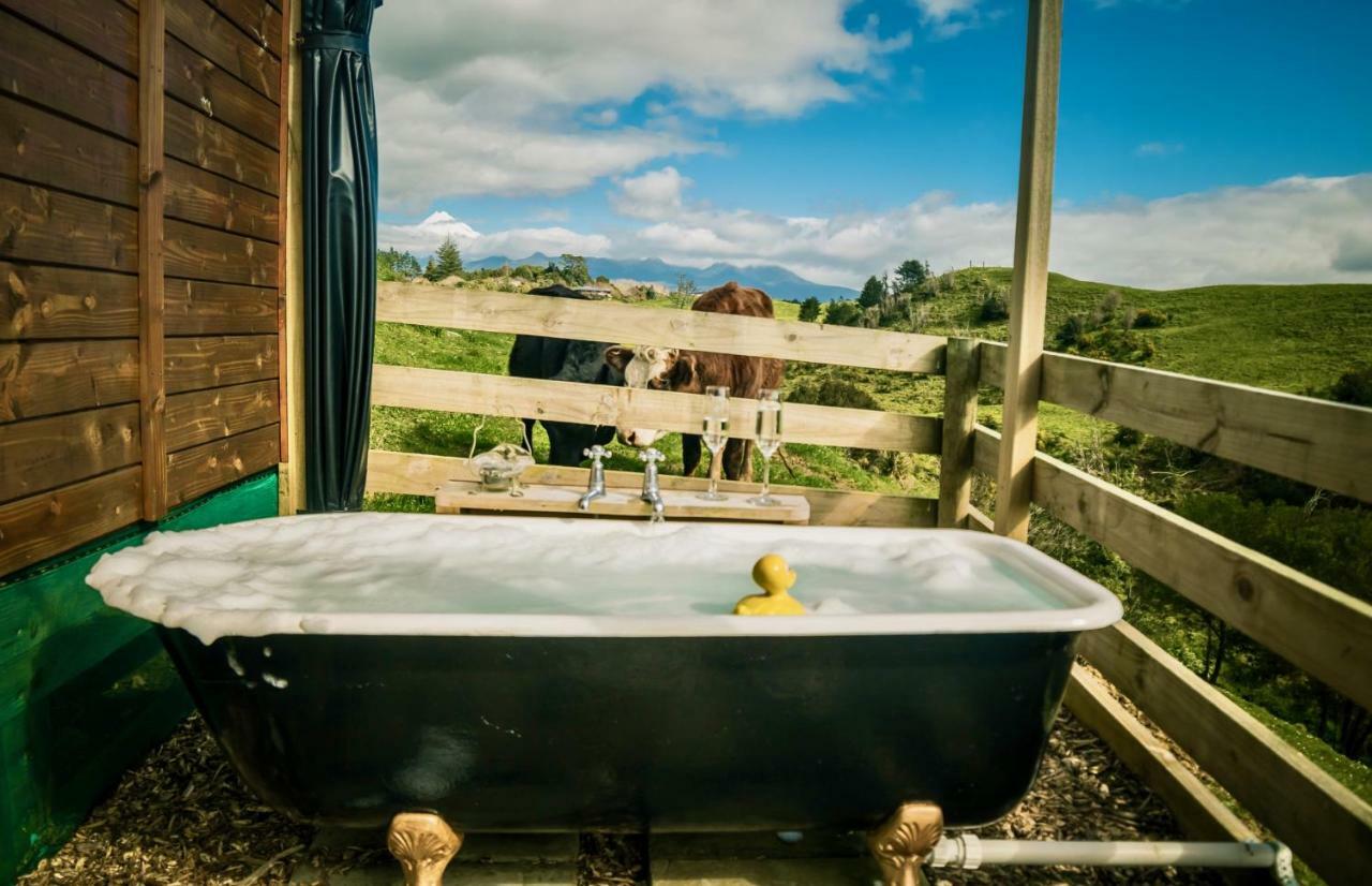 Country Retreat Glamping Hotel New Plymouth Bagian luar foto